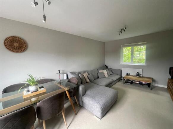 NEW Sitting room.jpg