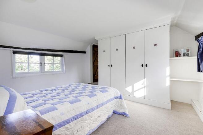 WHYTE COTTAGE_8.JPG