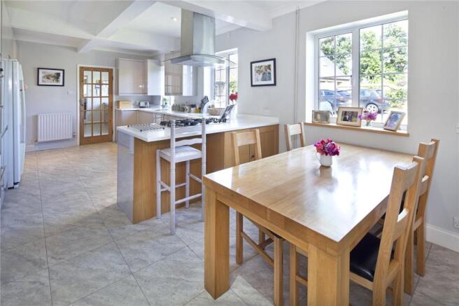 Kitchen/Dining Room