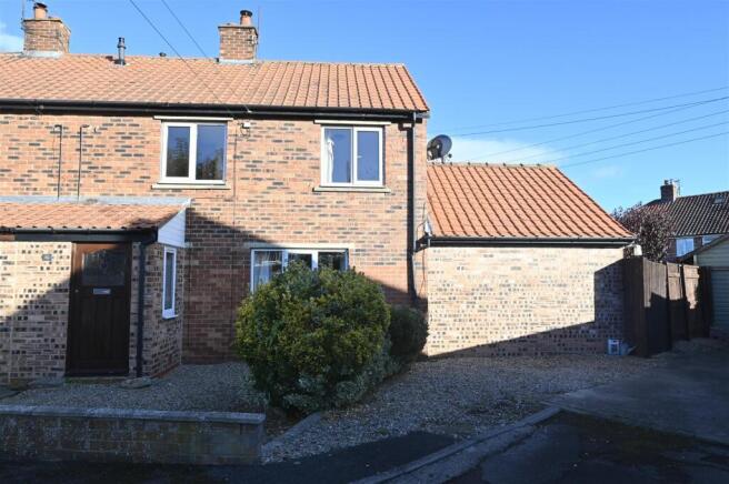 3-bed semi-detached on Kings Close, Catterick Village, £225,000