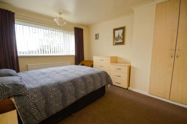 3 bed Terraced for sale Image 9