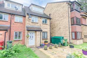 119, Mead Avenue, Slough SL3 8JD