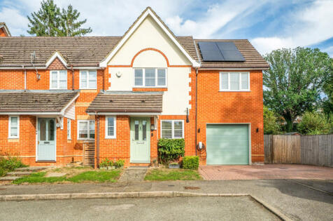 Davy Close, Wokingham, Berkshire, RG40