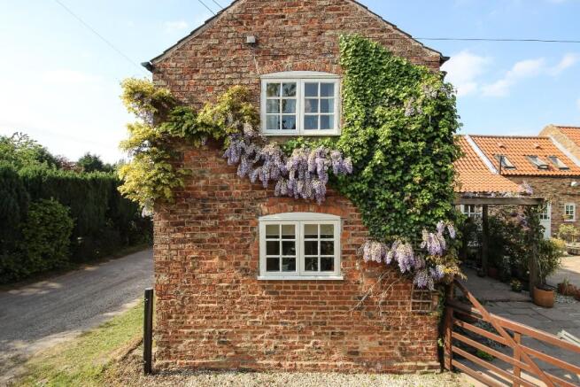 Wisteria Barn
