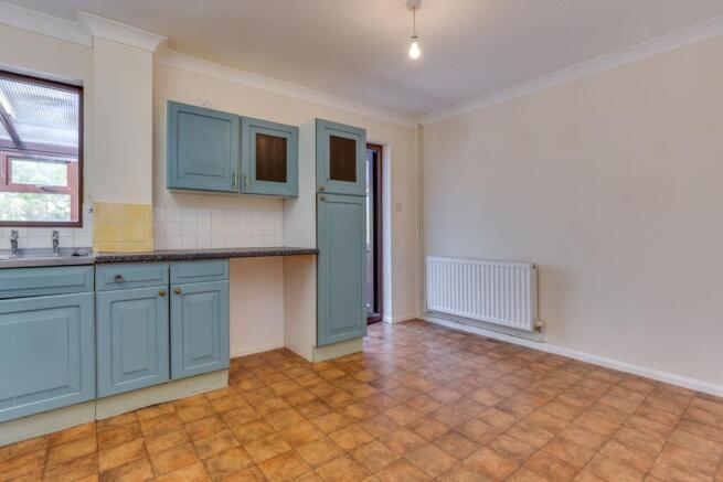 93 Springfield Close, Lavant, Chichester,  PO18 0AZ