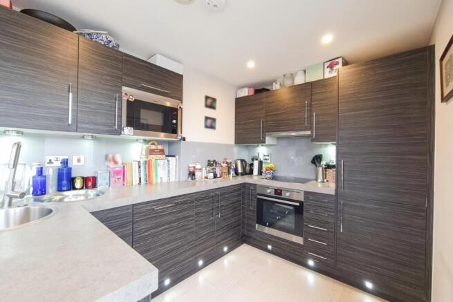 5_Kitchen-0.jpg