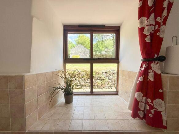 2 bed End of Terrace for sale Image 5