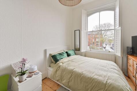 Nightingale Lane, Nightingale Triangle, London, SW12