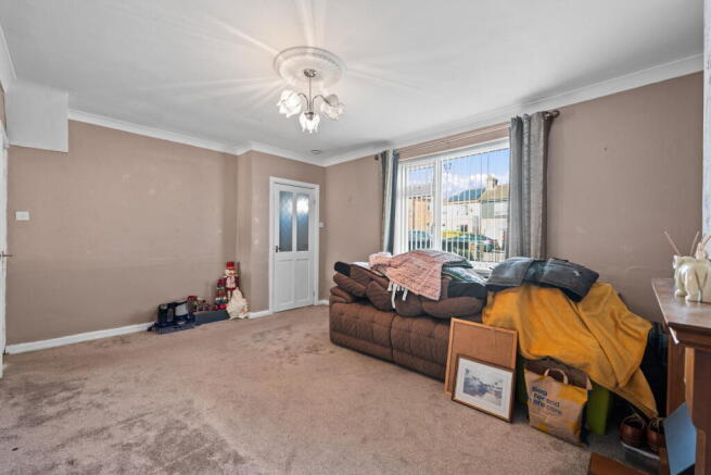 3 bed Semi-Detached for sale Image 4
