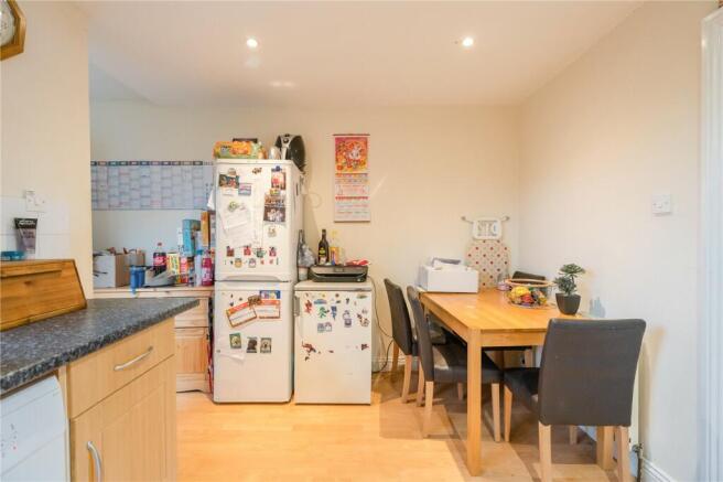 Kitchen (2)