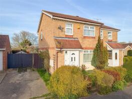18, Abinger Close, Clacton-on-sea CO16 8FJ