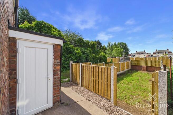 3 bed Terraced to rent Image 11
