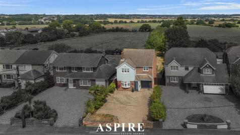 **Sought-after Noak Bridge location** Wash Road, SS15