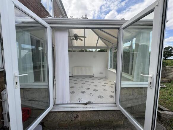 2 bed Semi-Detached for sale Image 9