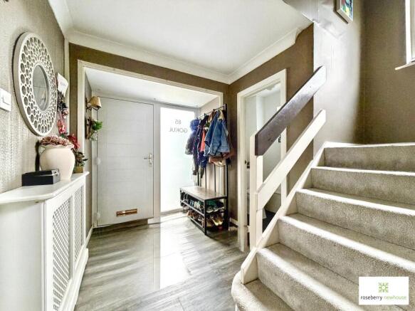 3 bed Link Detached House for sale Image 10