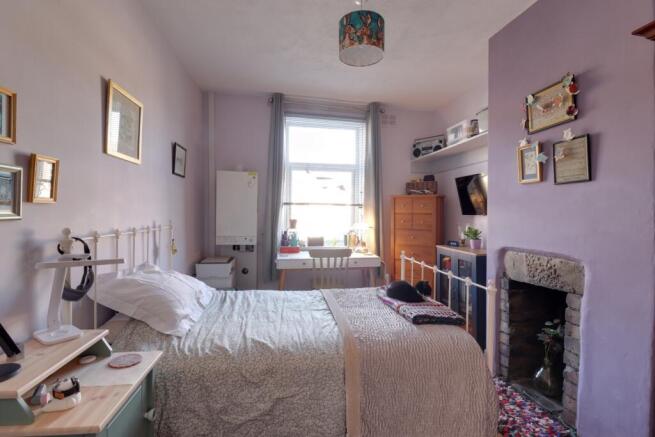 Double bedroom 1