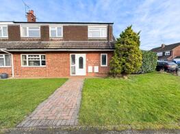 12, Dormer Avenue, Wing LU7 0TF