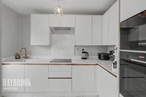 65, Oak Grove, Conisbrough, Doncaster DN12 2HN