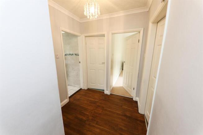 3 bed Detached Bungalow for sale Image 5
