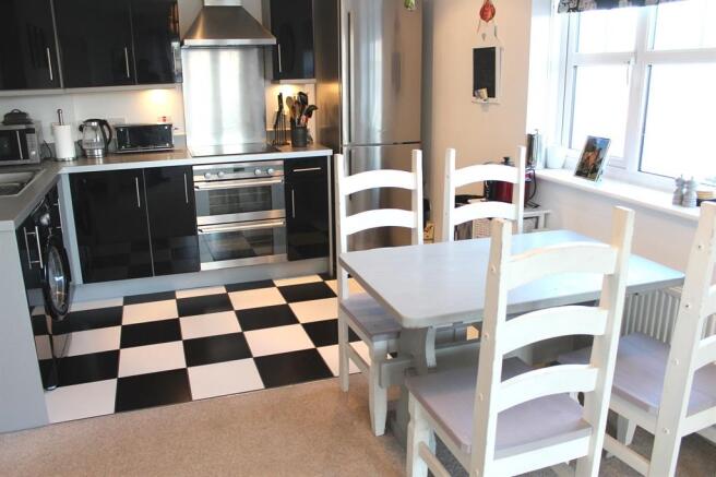 Lounge / Kitchen / Diner