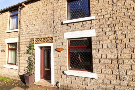Primrose Lane, Glossop, SK13
