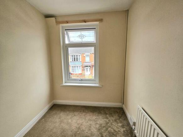 3 bed Terraced to rent Image 9