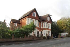 Flat 2, Salisbury House, St Thomas Hill, Canterbury CT2 8EJ