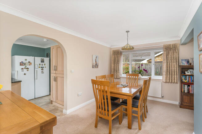 Park End, Croughton photo 4