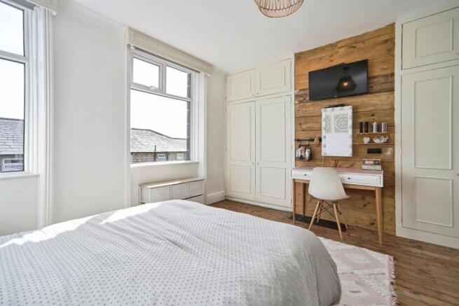4 bed Terraced for sale Image 12