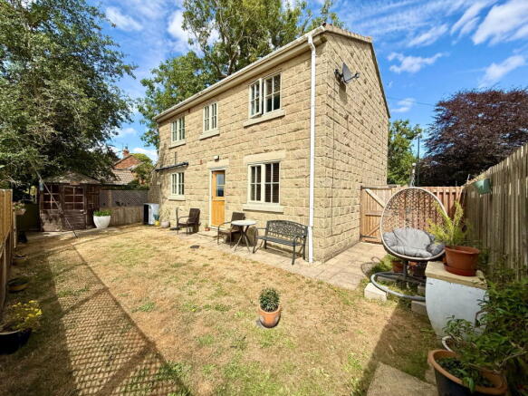 3 bed Detached for sale Image 4