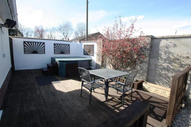 136 Netherhampton Ro