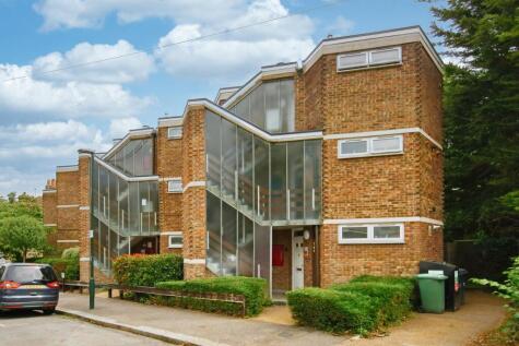 Royal Road, Teddington, TW11