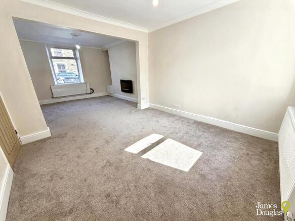 Coedpenmaen Road, Trallwn, Pontypridd photo 4