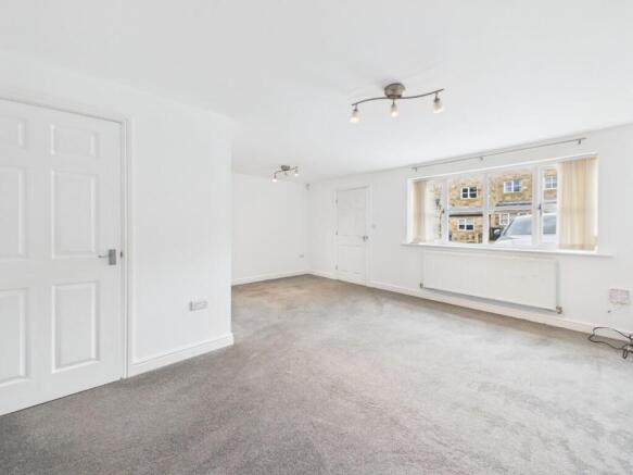 2 bed Semi-Detached for sale Image 5