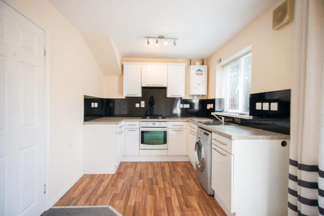3 bed End of Terrace to rent Image 5