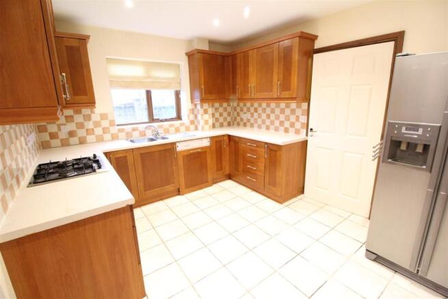 Kitchen 1.JPG