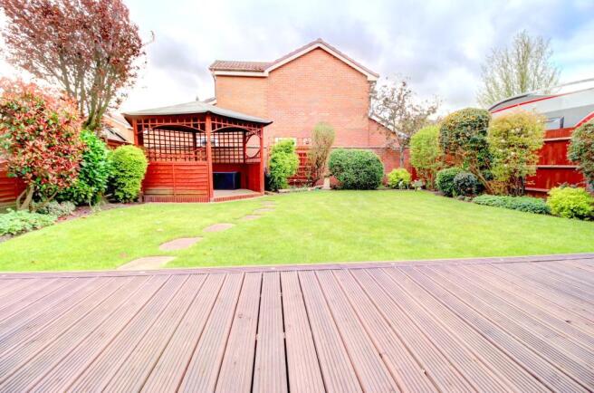 Rear Garden (2)