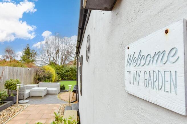 External Lifestyle Photograph