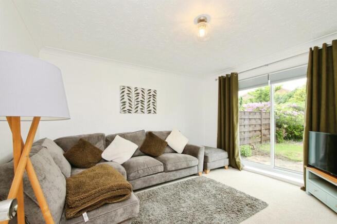 3 bed Semi-Detached for sale Image 7