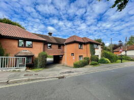 4, Butler Lodge, Station Road, Basingstoke RG25 3TB