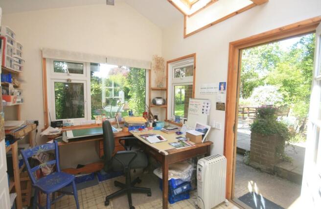Photo 8