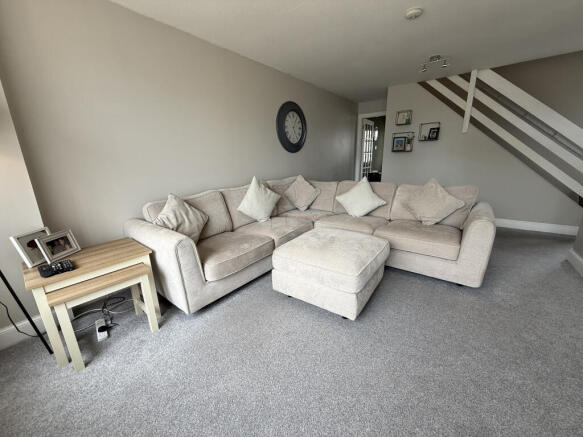 Lounge a.JPG