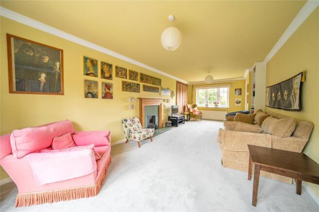 4 bed Detached for sale Image 4