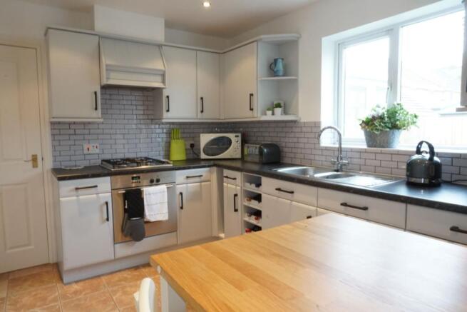 Kitchen/Breakfast