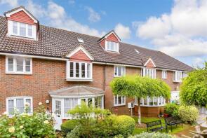 Flat 16, Briarwood, High Street, Banstead SM7 2JA