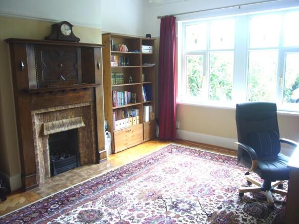 RECEPTION ROOM