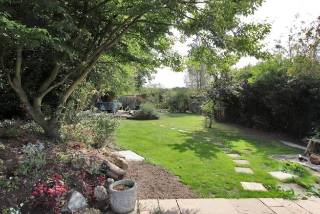 Rear Garden 1.jpg