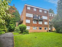 13, Newton Court, Perrymount Road, Haywards Heath RH16 3BL