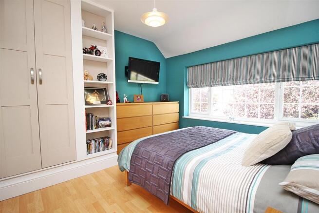 Bedroom 2.JPG