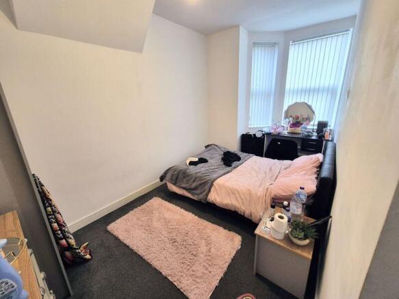 8 bed Terraced for sale Image 8